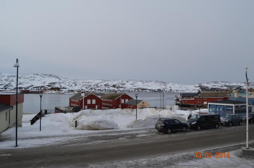 Mehamn Arctic Hotel Exterior foto